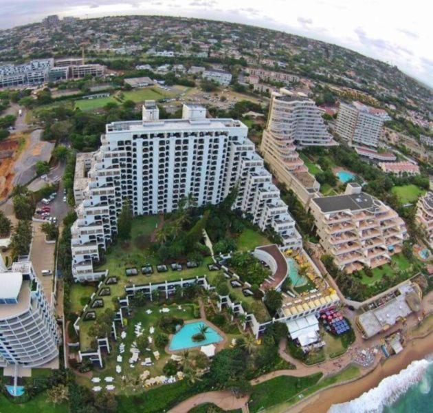 Cabana Beach Resort Umhlanga Exterior photo