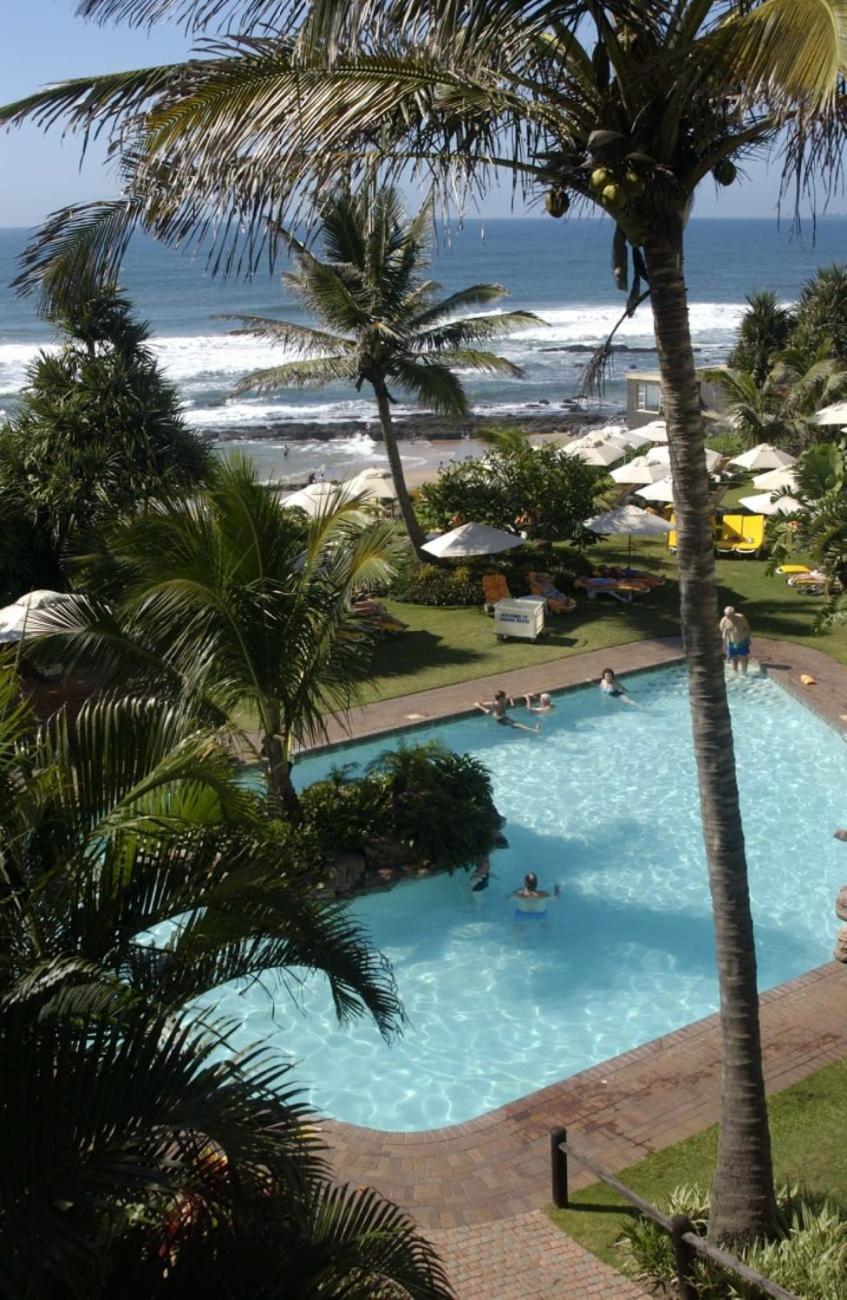 Cabana Beach Resort Umhlanga Exterior photo