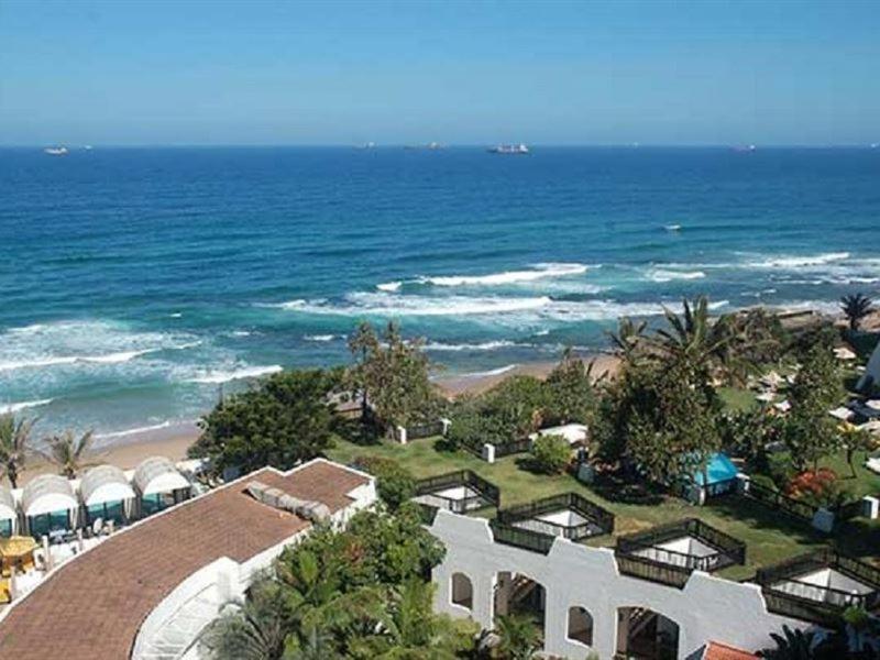 Cabana Beach Resort Umhlanga Exterior photo